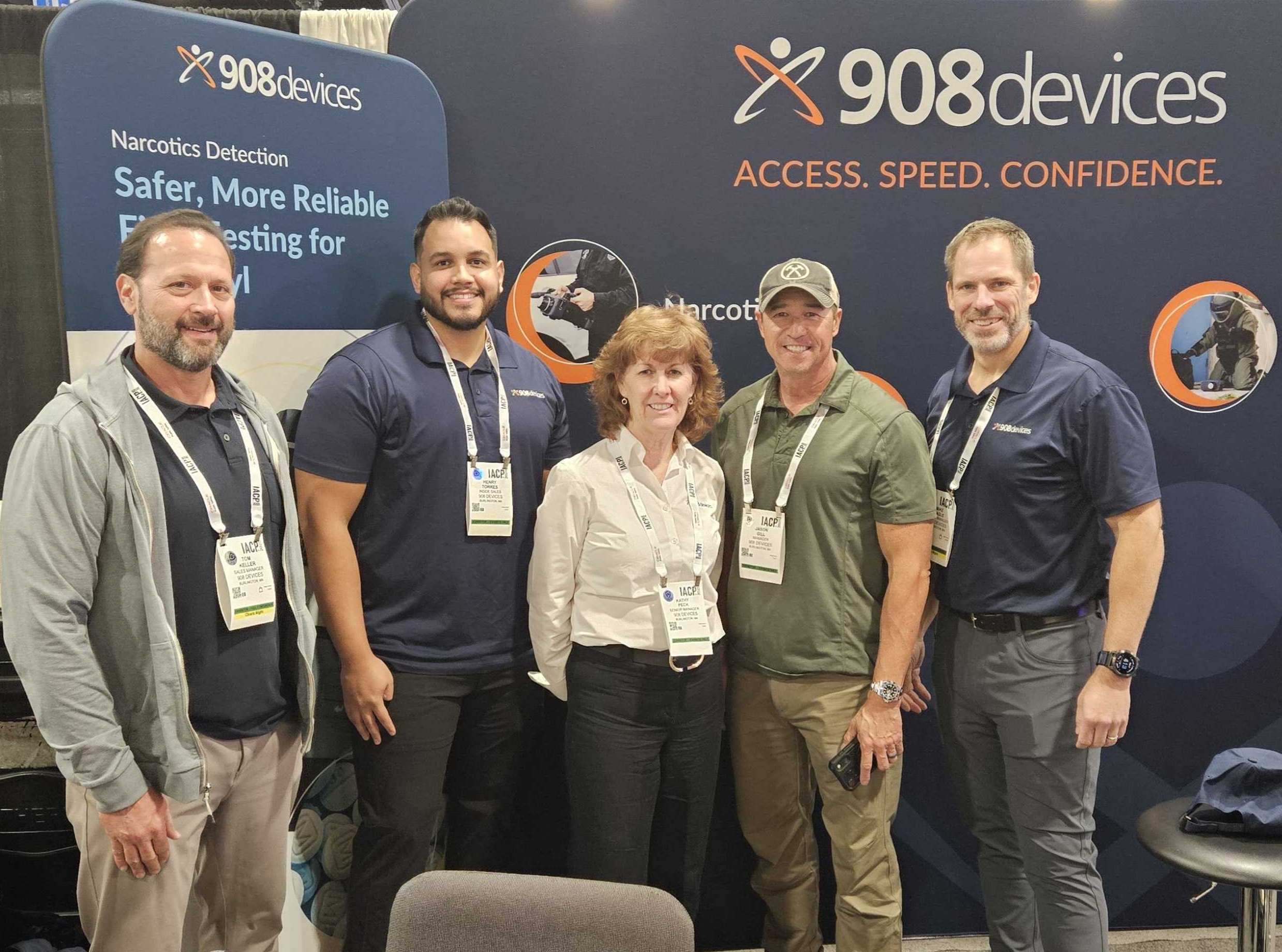 IACP Trade Show 908 Devices Team